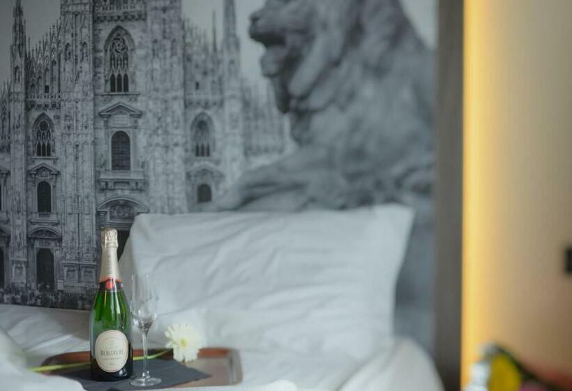 اتاق استاندارد با بالکن, Seven Rooms Milano