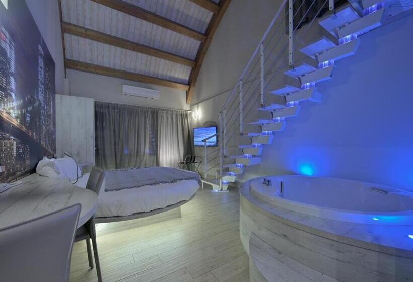 اتاق سوپریور چهار تخته, Seven Rooms Milano