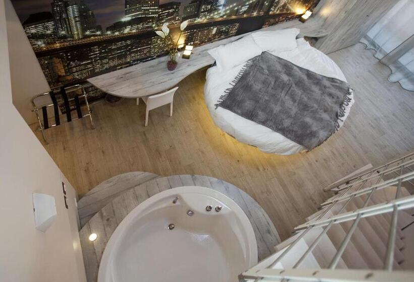 اتاق سوپریور چهار تخته, Seven Rooms Milano