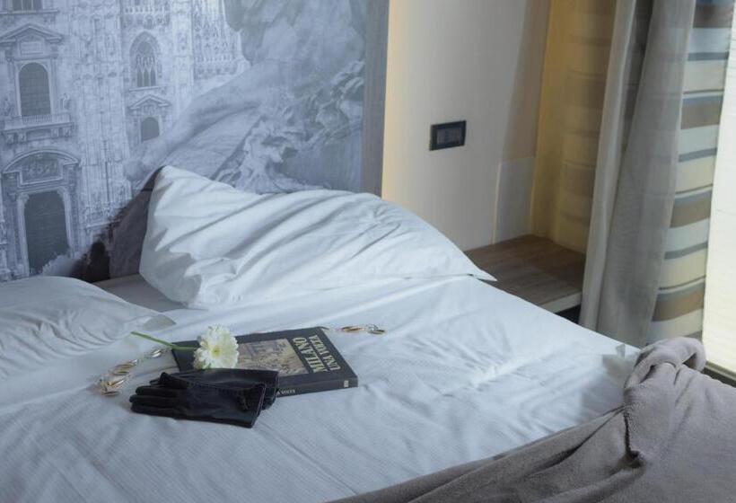 اتاق استاندارد با تخت بزرگ, Seven Rooms Milano