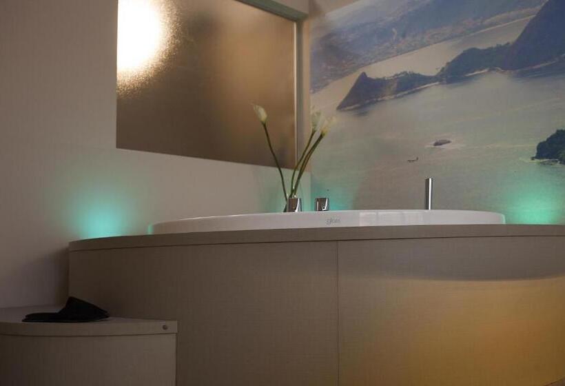 اتاق سوپریور, Seven Rooms Milano