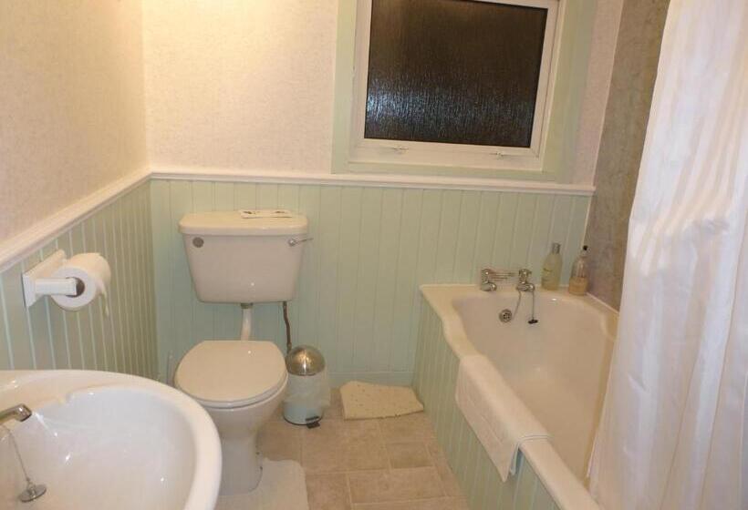 חדר סטנדרט חדר אמבטיה משותף, Don Muir Guesthouse
