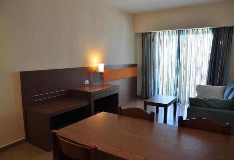 Апартаменты 1 Спальня с Балконом, Sea Melody Beach Hotel Apartments