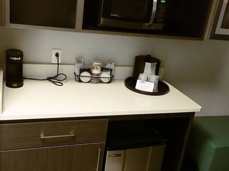 스위트, Best Western Plus Prien Lake Hotel & Suites   Lake Charles