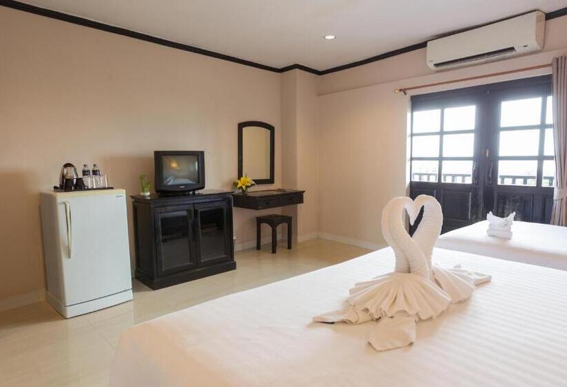 高级大房间, Golden Tulip Essential Pattaya