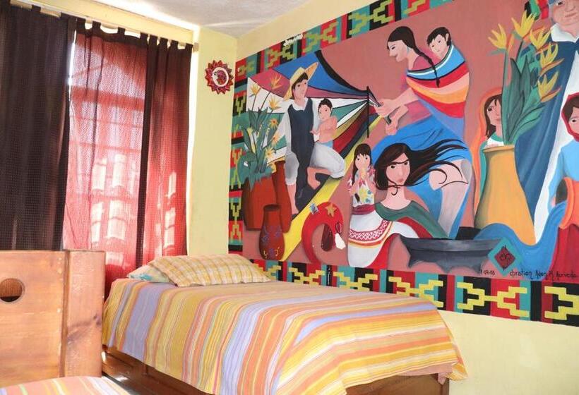 Chambre Triple Standard Salle de Bains Commune, Hostel Casa Zalaoui