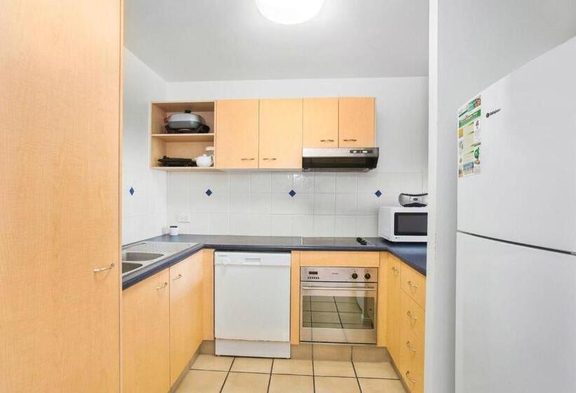 Апартаменты 2 Спальни, Bella Mare Coolangatta Beachside Apartments