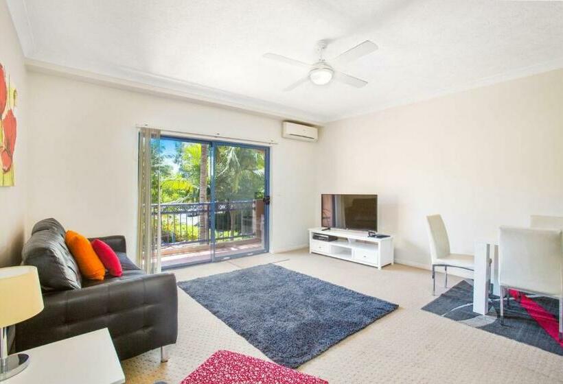 Апартаменты 3 Спальни, Bella Mare Coolangatta Beachside Apartments