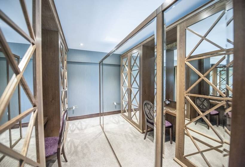 סוויטה, Parklands Hotel & Country Club
