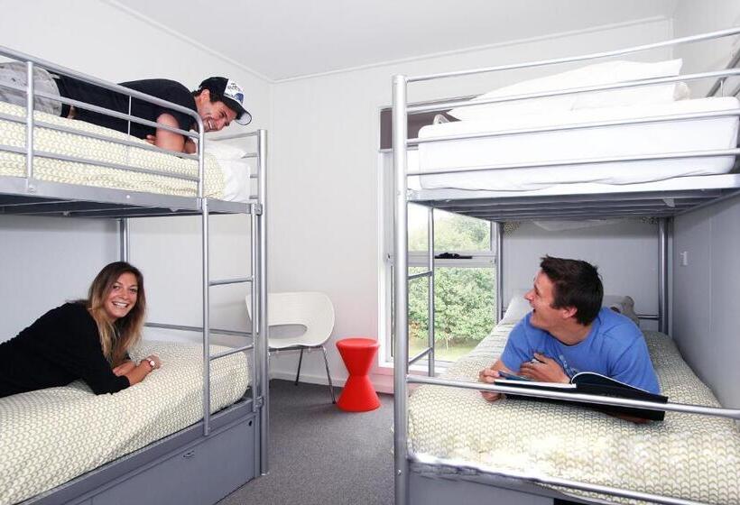 Семейный Номер, The Island Accommodation