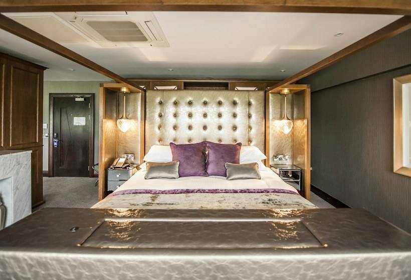سوییت, Parklands Hotel & Country Club