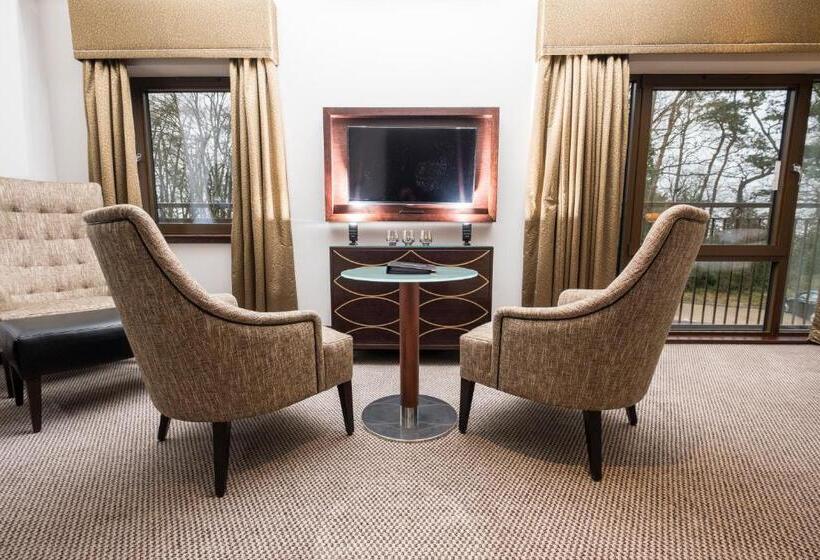 سوییت اجرایی, Parklands Hotel & Country Club