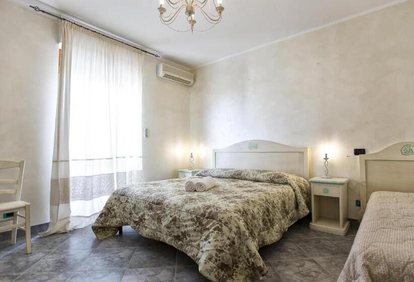Семейный Номер, Morpheo Rooms