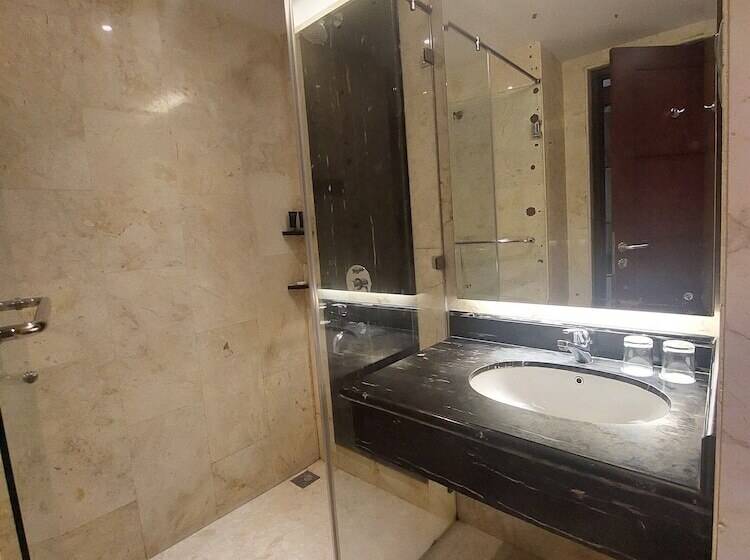 اتاق اجرایی, Grand Qin Hotel Banjarbaru Syariah