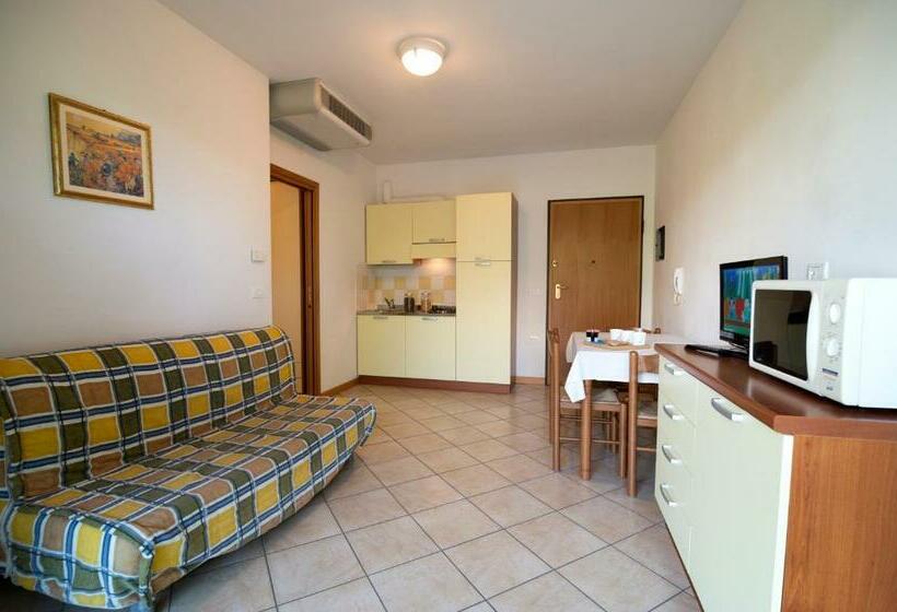 Семейный Полулюкс, Residence Pineta Verde