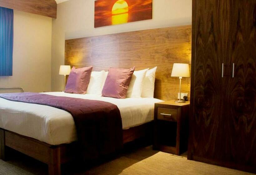 اتاق استاندارد با تخت بزرگ, The White Hart