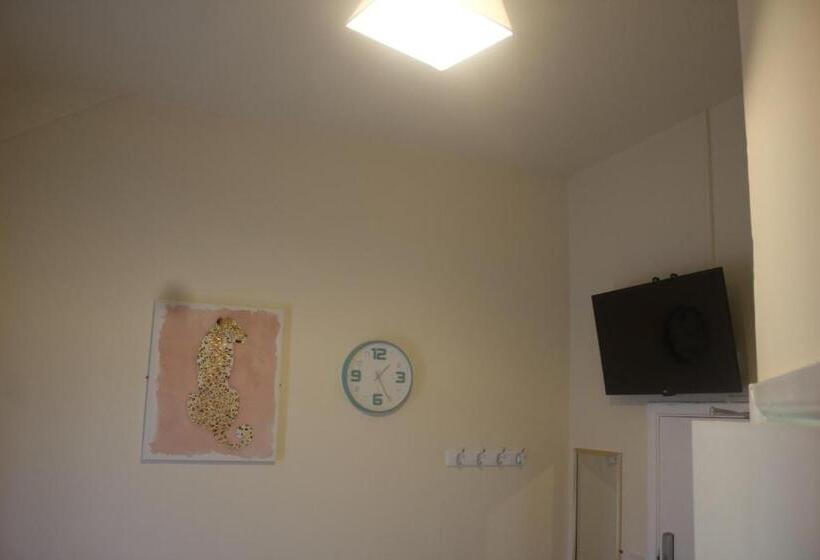 Номер Economy, Elm Tree Guest House
