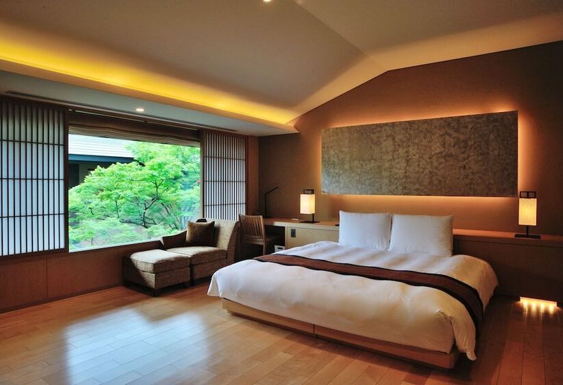 스탠다드 룸 킹사이즈 침대, 竹泉荘 Chikusenso Onsen