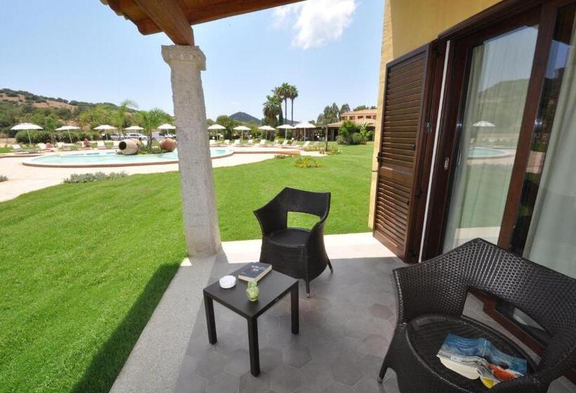 Camera Standard Vista Giardino, Le Anfore