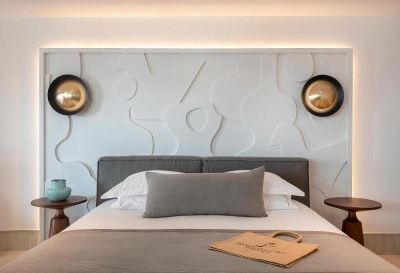 سوییت جونیور با چشم‌انداز دریا, Santo Pure Oia Suites & Villas