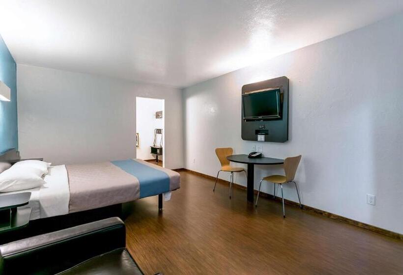 Номер Стандарт Адаптированный для Инвалидов, Motel 6missoula, Mt  University