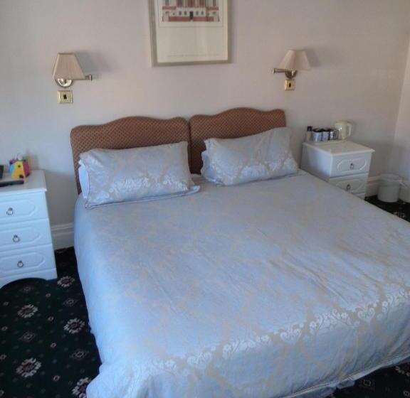Номер Стандарт, Hunters Lodge Guest House
