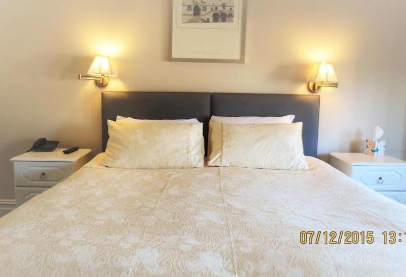 Семейный Номер, Hunters Lodge Guest House