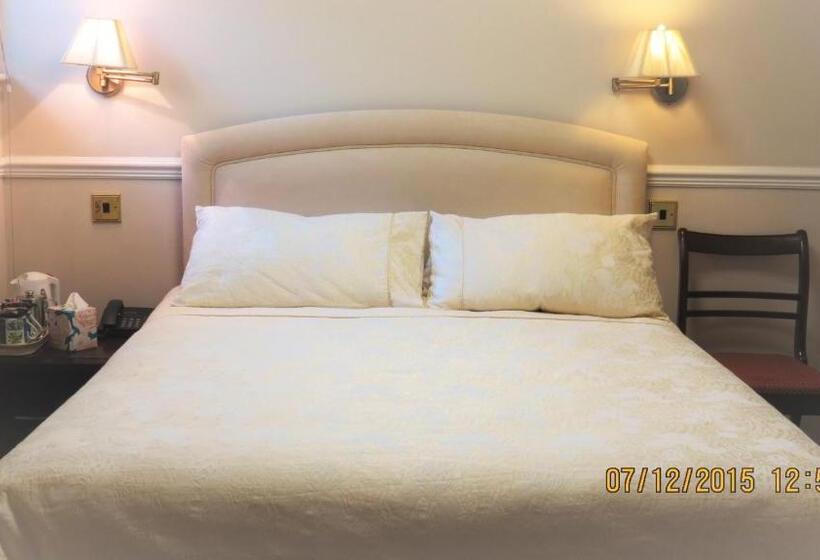 Номер Стандарт, Hunters Lodge Guest House