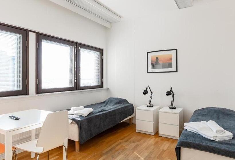 Семейный Номер Совместный Санузел, Sky Hostel Helsinki