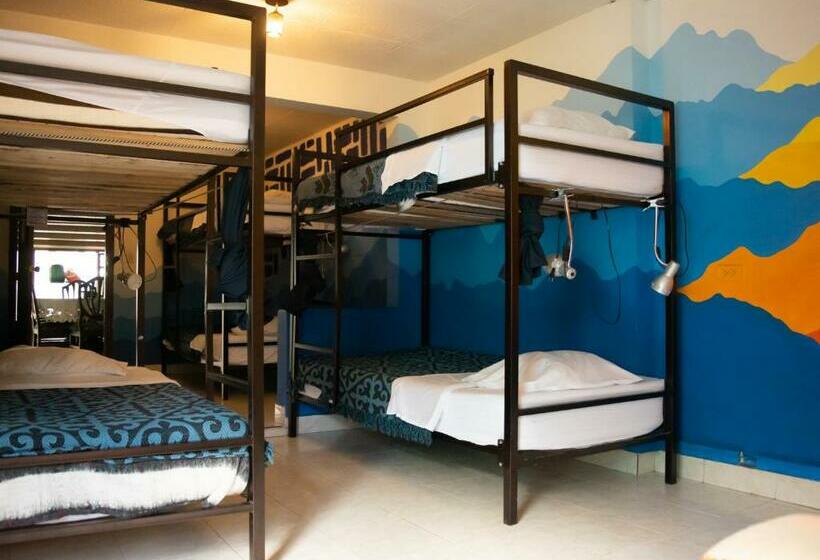 Cama em Quarto Compartilhado, Casa Mood Usaquen
