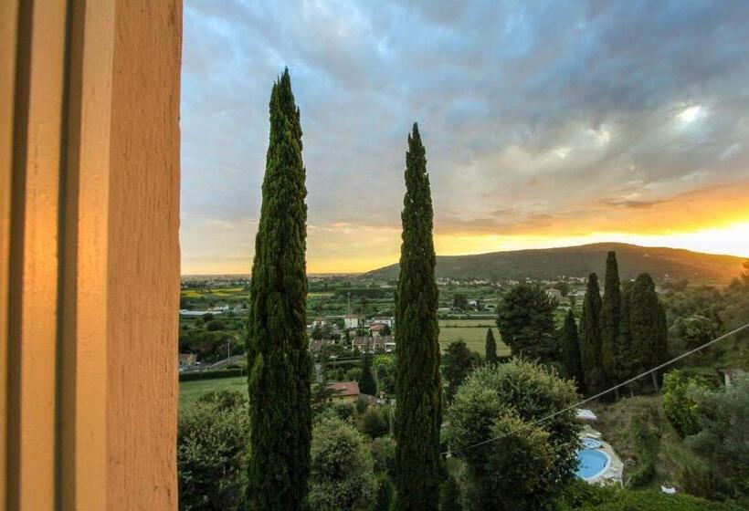 Номер Deluxe Вид на Город, Villa Alta   Residenza D Epoca Con Piscina