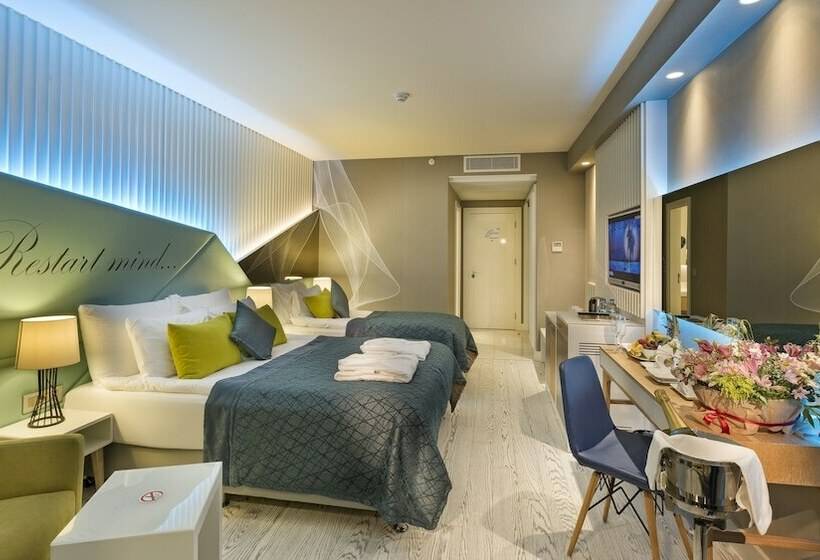 اتاق لوکس, Wind Of Lara Hotel And Spa