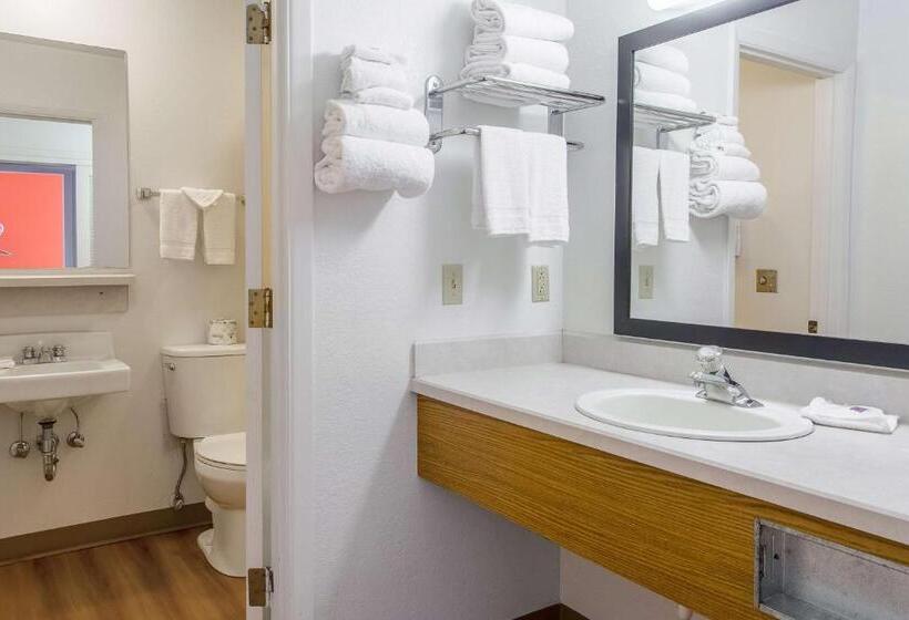 Номер Стандарт, Motel 6 Madras, Or