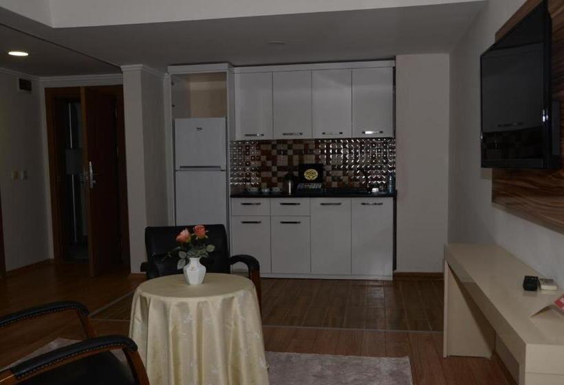 سوییت جونیور, Otel Yelkenkaya
