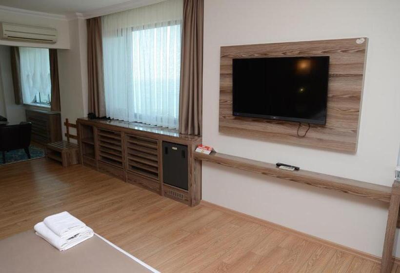 سوییت جونیور, Otel Yelkenkaya
