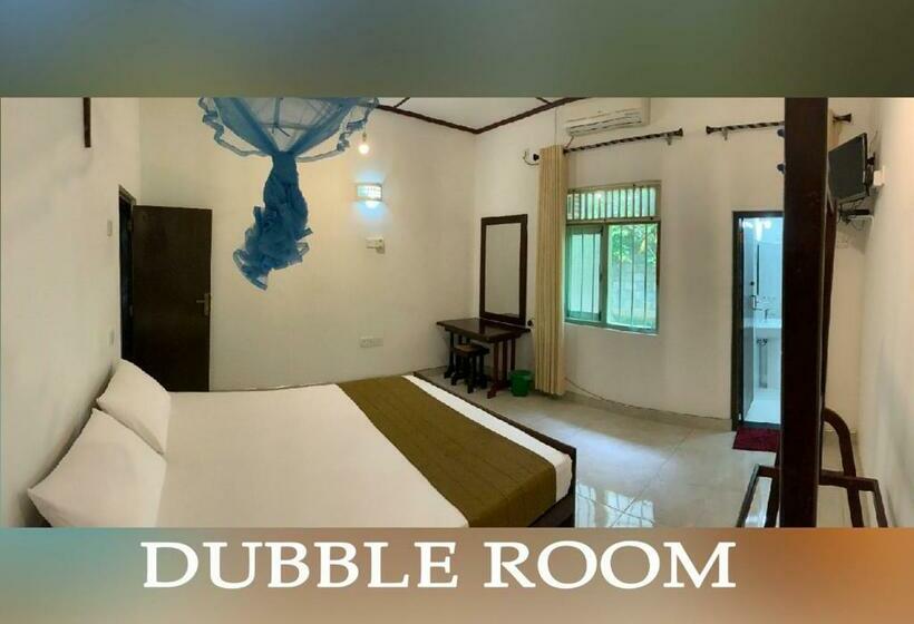 اتاق استاندارد, Mr J Hotel & Tours