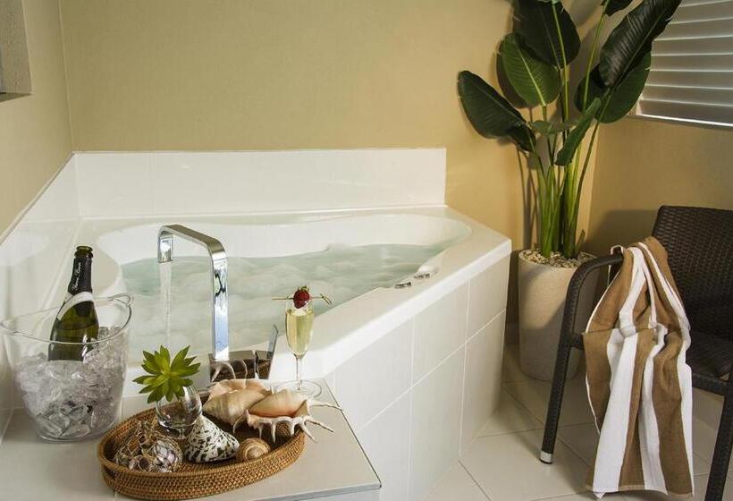 2침실 아파트 풀장 전망, 1770 Lagoons Central Apartment Resort Official