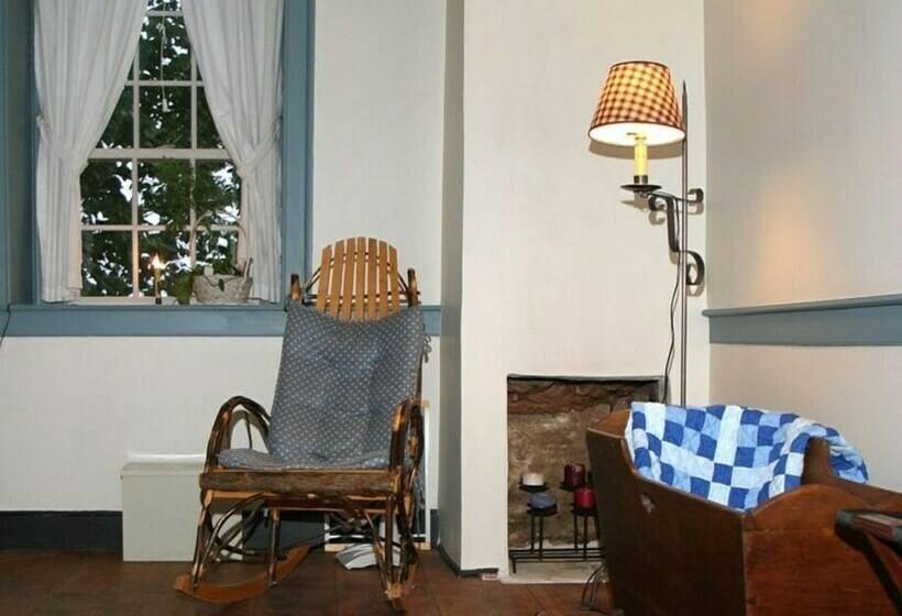 スタンダードルーム, Brownstone Colonial Inn