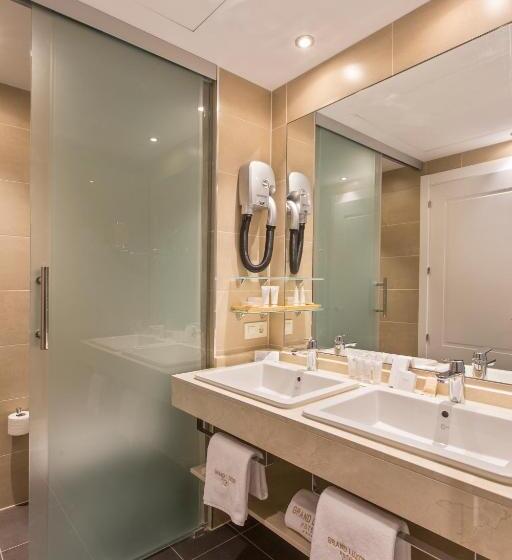 اتاق استاندارد یک نفره, Four Points by Sheraton Costa Blanca Resort