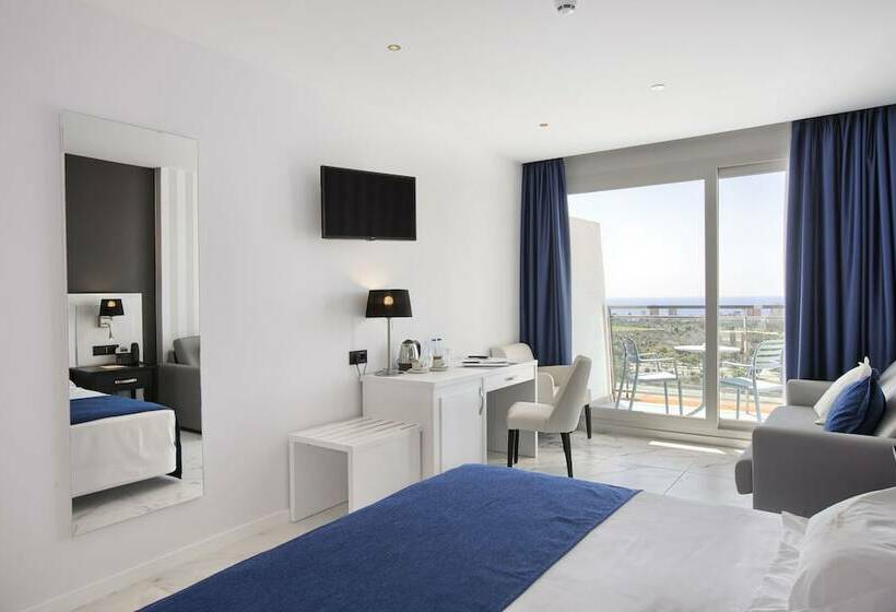 اتاق استاندارد سه نفره, Four Points by Sheraton Costa Blanca Resort