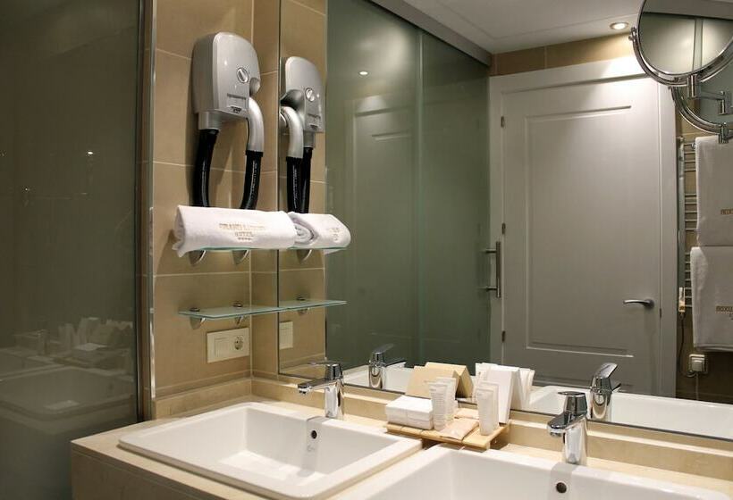 اتاق استاندارد سه نفره, Four Points by Sheraton Costa Blanca Resort