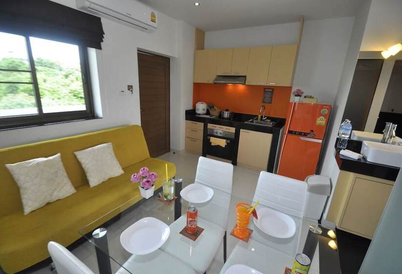1 Bedroom Penthouse Apartment, Duangjai Residence