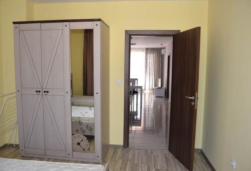 آپارتمان 2 خوابه, Admiral Plaza Apartments