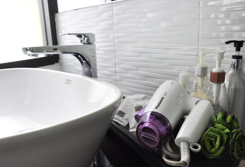 Номер Deluxe Вид на Бассейн, Family House Zen Boutique Resort