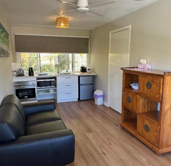 Апартаменты 1 Спальня, Saltwater Villas  Pet Friendly Accommodation