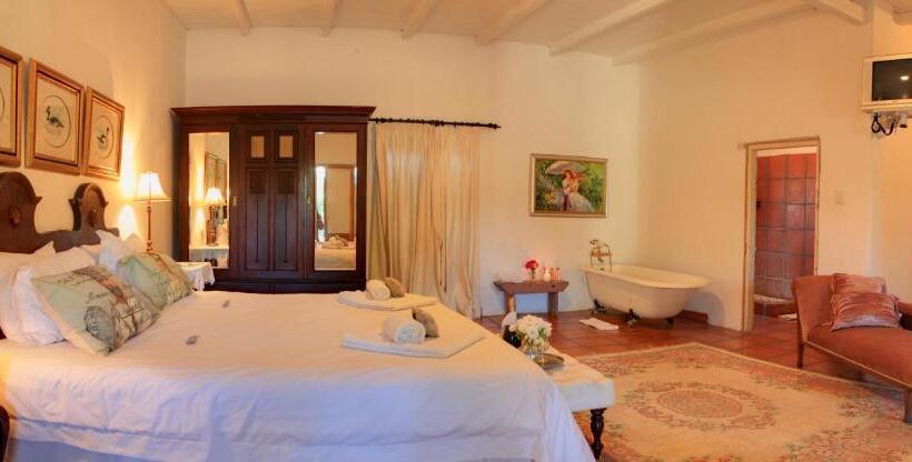 스위트, The Willow Historical Guest House