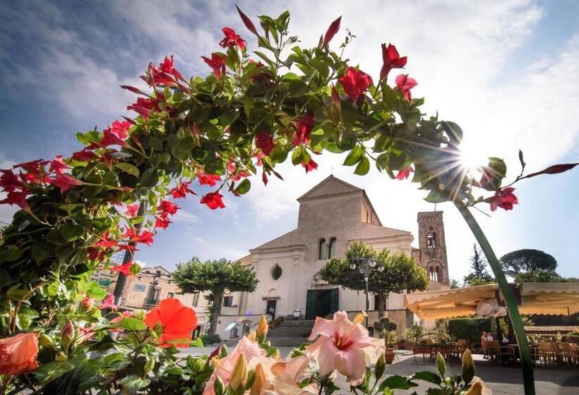 آپارتمان 2 خوابه, Ravello House