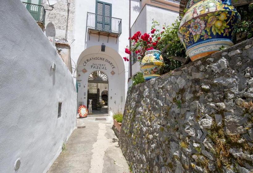 آپارتمان 1 خوابه, Ravello House