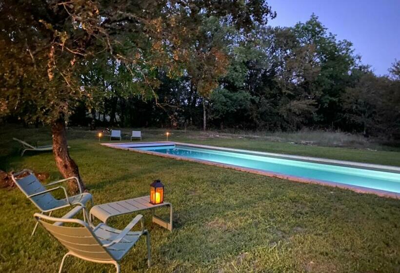 Номер Стандарт Вид на Парк, Le Domaine Quercus