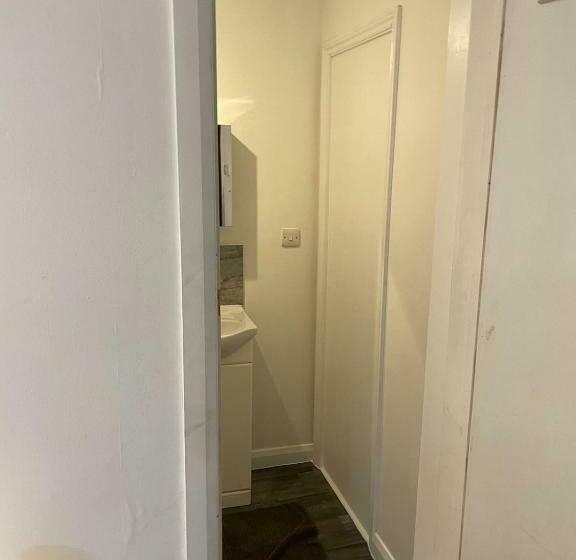 Номер Стандарт, Edgware Rooms